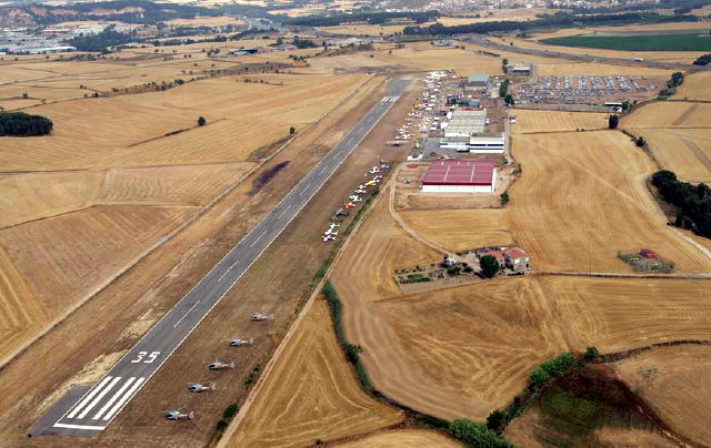 Imatge actual de l'aerdrom d'Igualada-dena (Anoia) on s'hi construir el nou aeroport corporatiu de Catalunya